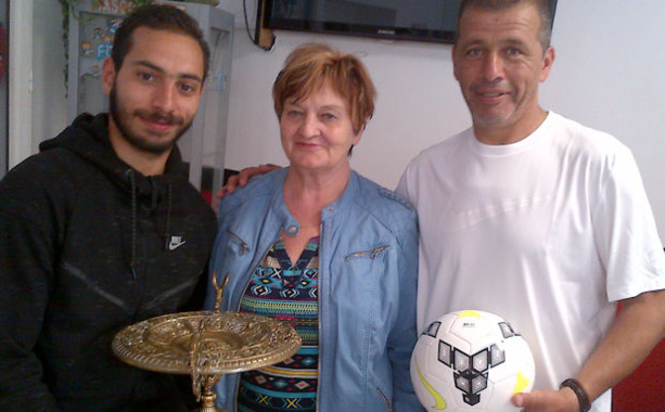 Monique Desbois entre Kader Aïachi et Nacer Bechoua