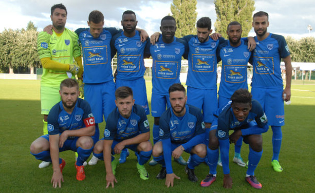 N2 - Le GROUPE du FC VILLEFRANCHE pour le déplacement à SAINT-LOUIS