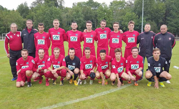 Les ECHOS des CLUBS - Le Stade AMPLEPUIS n'avait pas la tête au ballon dimanche