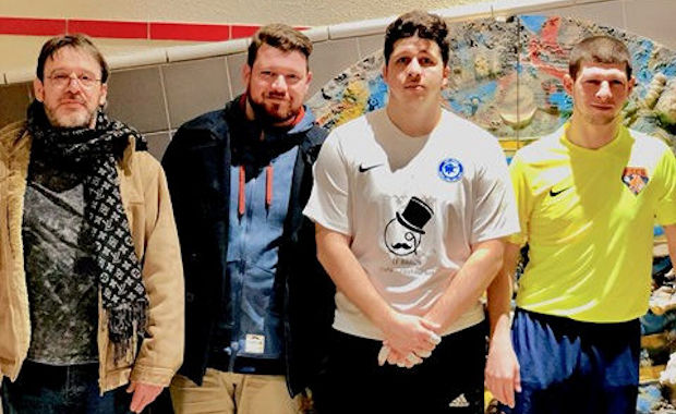 La famille Bournat réunie autour du Futsal ou Michel, Julien, Guillaume et Maxime